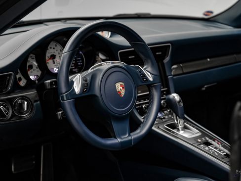 Used 2015 Porsche 911 Turbo S image 45