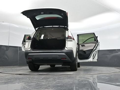 Used 2023 Nissan Rogue SL w/ SL Premium Package FWD image 57