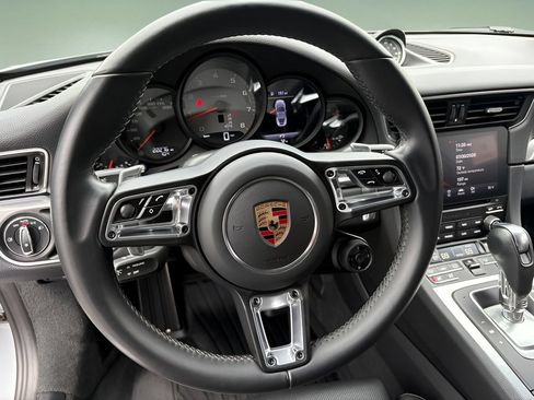 Used 2017 Porsche 911 Carrera S RWD image 20