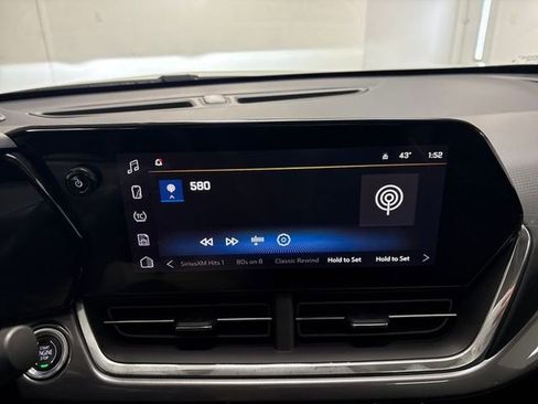 New 2026 Chevrolet Trax ACTIV w/ Sunroof Package image 30