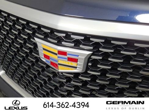 Used 2023 Cadillac Escalade Premium Luxury AWD/4WD image 13