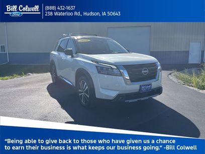 Used 2024 Nissan Pathfinder Platinum