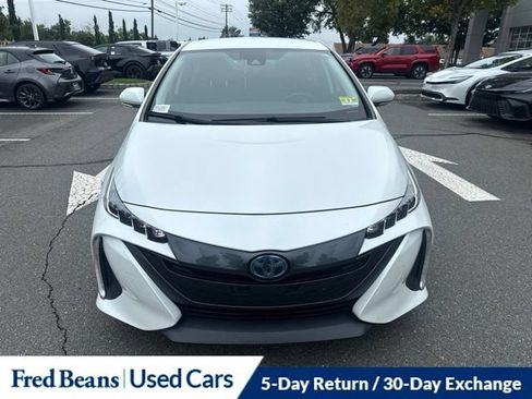 Used 2021 Toyota Prius Prime XLE FWD image 25