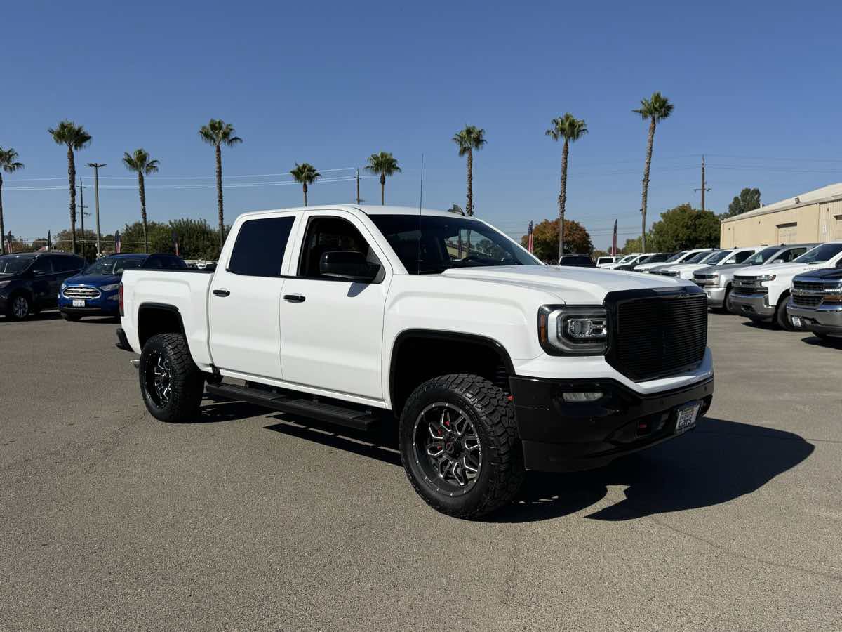 Used 2017 GMC Sierra 1500 SLT RWD image 2