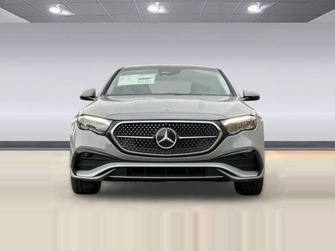 Used 2026 Mercedes-Benz E 350 Sedan image 5