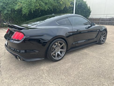 Used 2017 Ford Mustang Shelby GT350 w/ Electronics Package RWD image 9