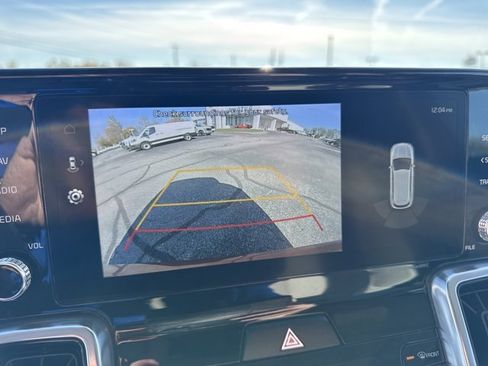 Used 2023 Kia Sorento SX image 27