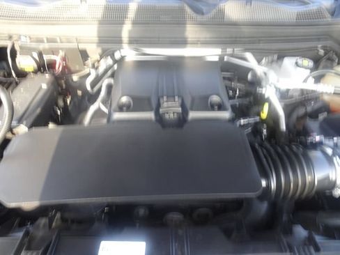 Used 2023 Chevrolet Colorado ZR2 AWD/4WD image 13