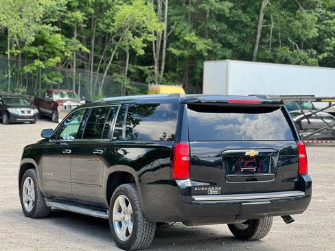 Used 2015 Chevrolet Suburban LTZ AWD/4WD image 4