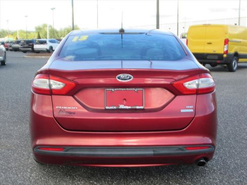 Used 2013 Ford Fusion SE image 5