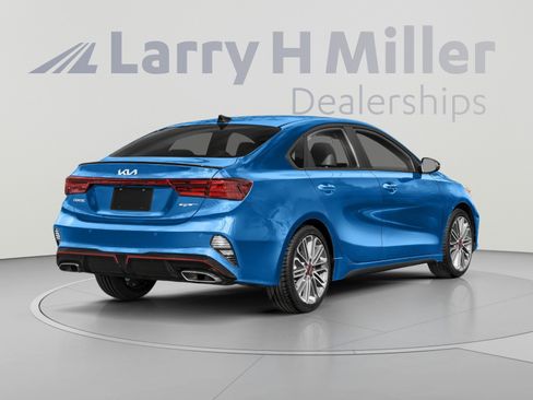 Used 2024 Kia Forte GT FWD image 2