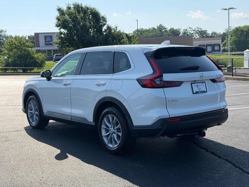 Used 2025 Honda CR-V EX image 6