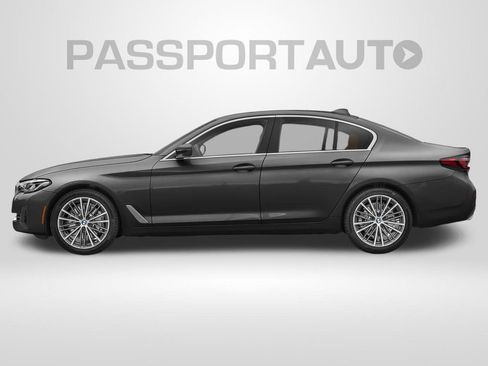 Used 2023 BMW 530i xDrive w/ Executive Package AWD/4WD image 3