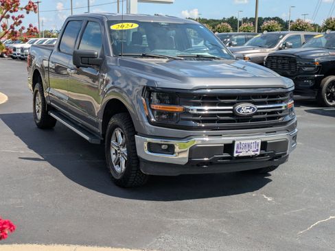 Used 2024 Ford F150 XLT w/ Mobile Office Package image 3