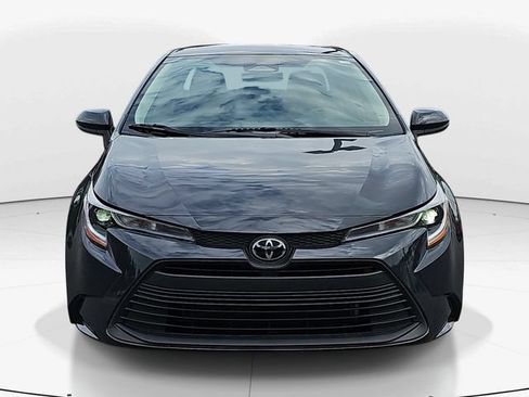 Used 2024 Toyota Corolla LE FWD image 13