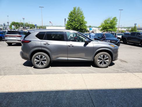Used 2021 Nissan Rogue SV FWD image 6