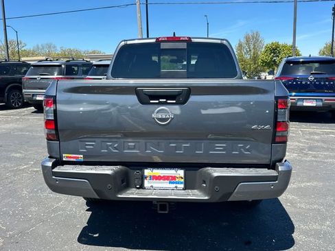 New 2026 Nissan Frontier SV w/ SV Convenience Package AWD/4WD image 4