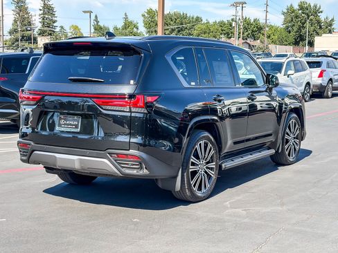New 2026 Lexus LX 600 4WD w/ Luxury Package image 4