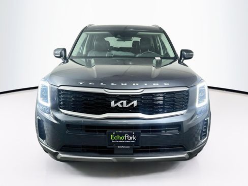 Used 2022 Kia Telluride S AWD/4WD image 2