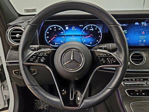Used 2023 Mercedes-Benz E 350 4MATIC Sedan image 38