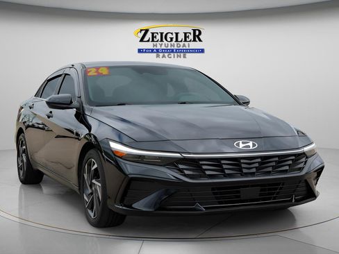 Certified 2024 Hyundai Elantra SEL w/ Convenience Package FWD image 1