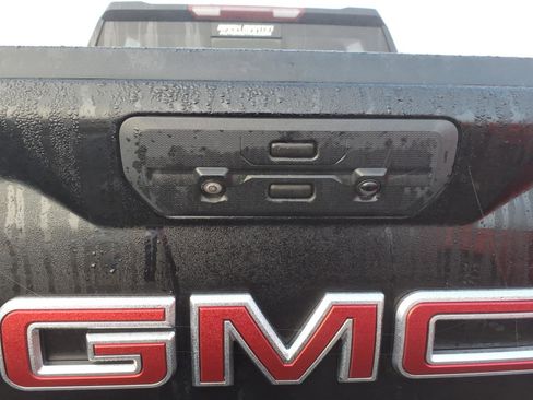 Used 2022 GMC Sierra 1500 Denali w/ Driver Alert Package II image 5