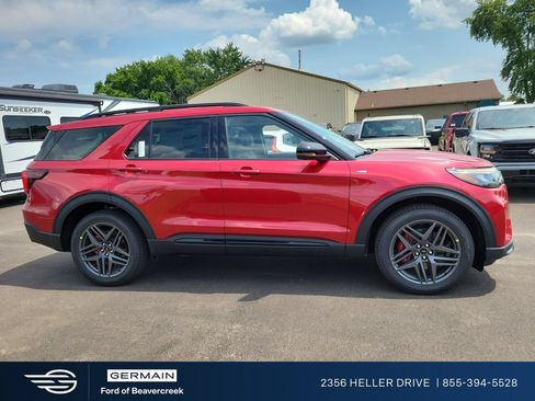 New 2026 Ford Explorer ST-Line w/ ST-Line Street Pack AWD/4WD image 4
