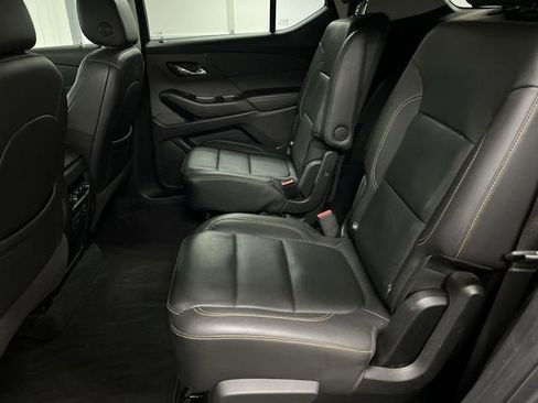 Certified 2021 Chevrolet Traverse RS FWD image 25