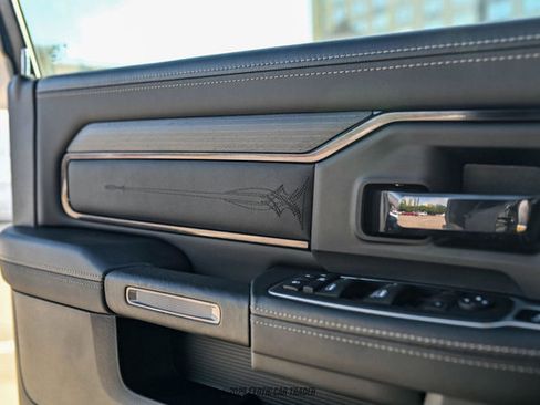 Used 2024 RAM 5500 4x4 Crew Cab image 59