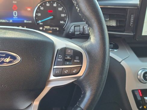 Used 2024 Ford Explorer XLT w/ Equipment Group 202A image 37