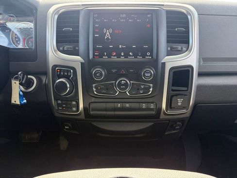 Used 2019 RAM 1500 Big Horn AWD/4WD image 15