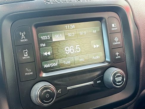 Used 2017 Jeep Renegade Trailhawk AWD/4WD image 14