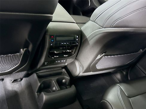 New 2026 Jeep Grand Cherokee L Limited w/ Luxury Tech Group II AWD/4WD image 20