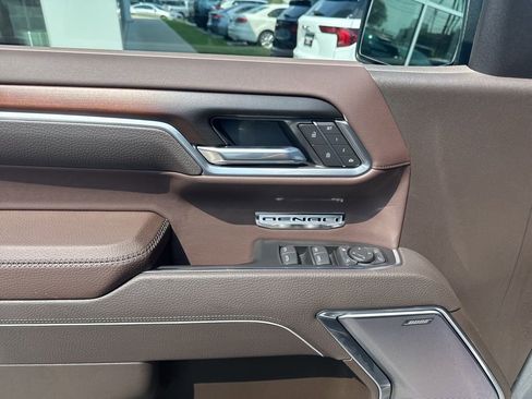 New 2026 GMC Sierra 1500 Denali w/ Denali Reserve Package image 13
