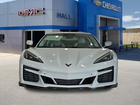 New 2025 Chevrolet Corvette E-Ray w/ ZER Performance Package image 2