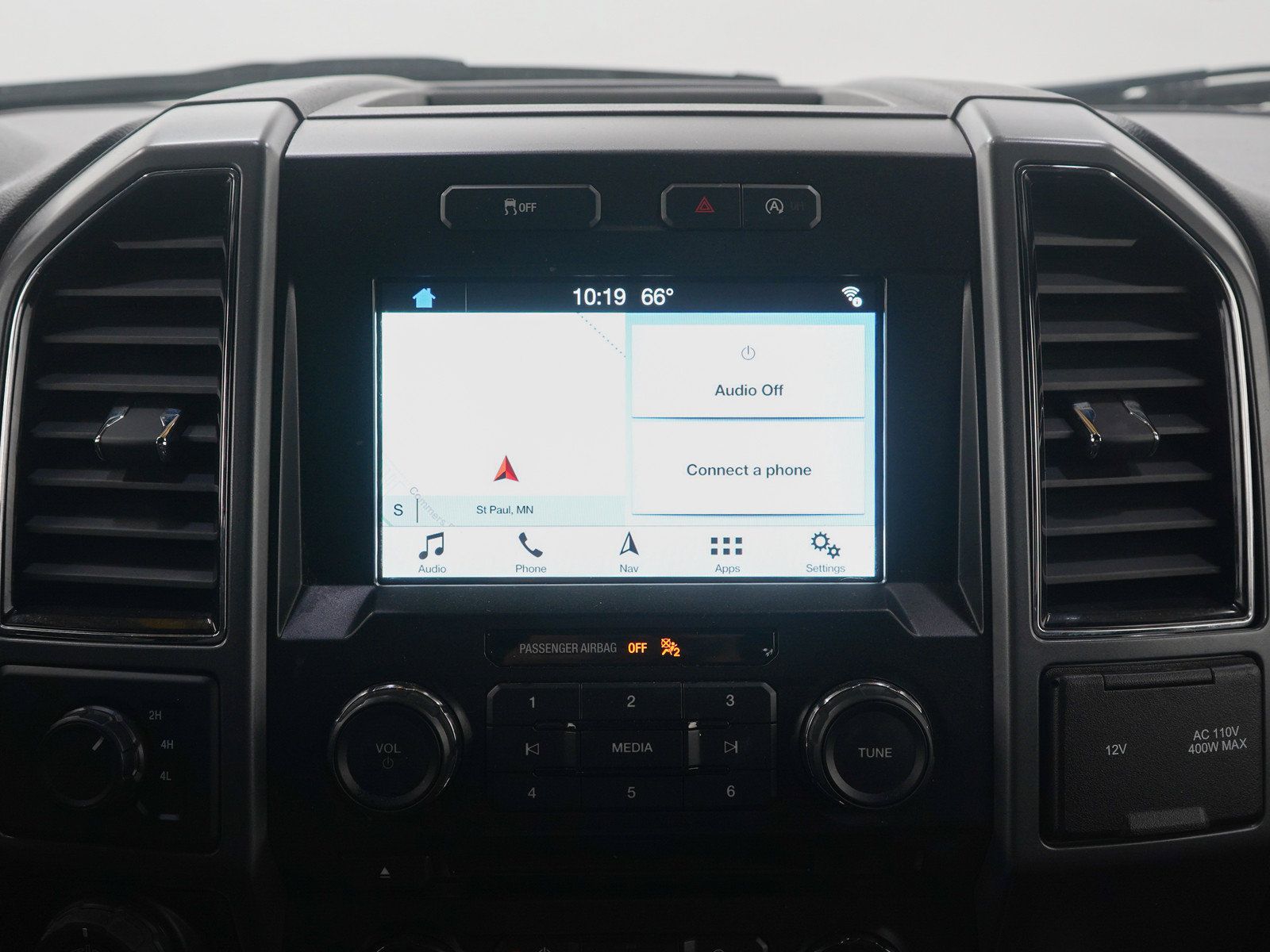 Used 2018 Ford F150 XLT w/ Equipment Group 302A Luxury AWD/4WD image 17