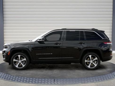 Used 2022 Jeep Grand Cherokee Limited 4xe AWD/4WD image 4