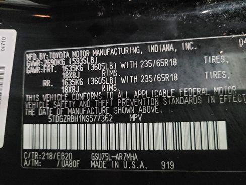 Used 2022 Toyota Highlander XLE image 33