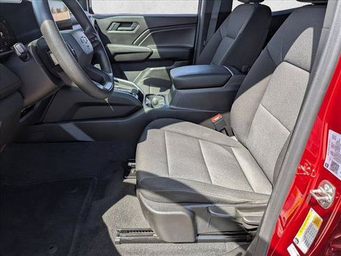 Used 2026 Chevrolet Colorado Trail Boss AWD/4WD image 14