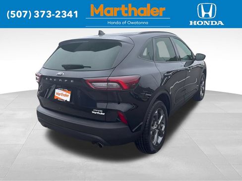 Used 2025 Ford Escape ST-Line AWD/4WD image 5