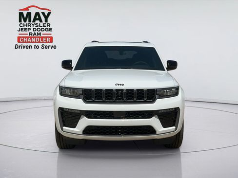 New 2026 Jeep Grand Cherokee L Limited AWD/4WD image 2