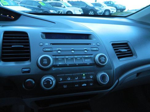 Used 2010 Honda Civic LX image 18