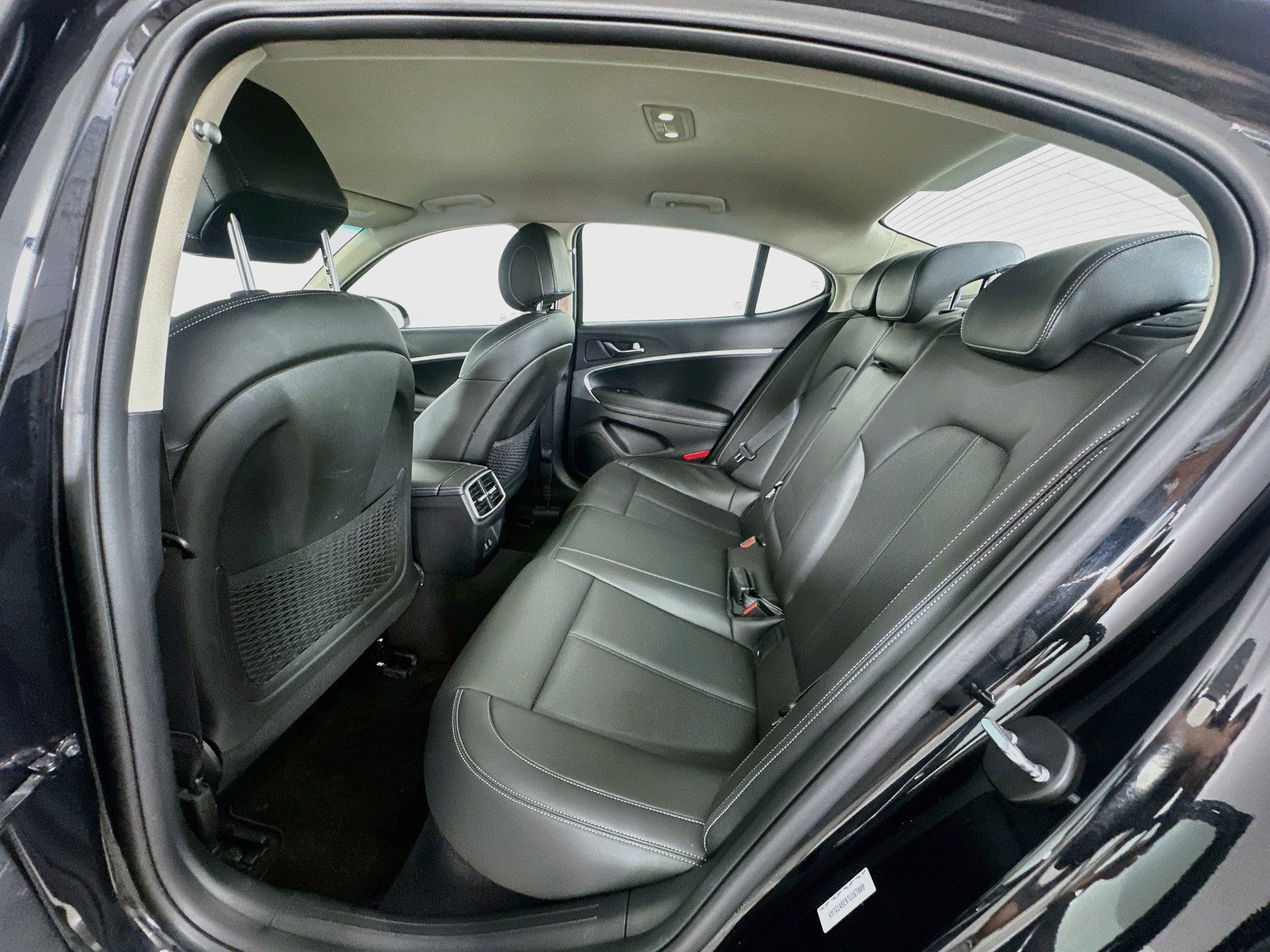 Used 2026 Genesis G70 2.5T RWD image 27