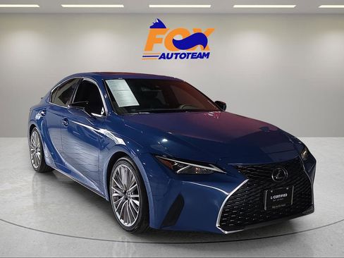 Used 2022 Lexus IS 300 w/ Premium Package RWD image 6