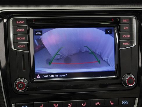 Used 2018 Volkswagen Passat 3.6 image 28