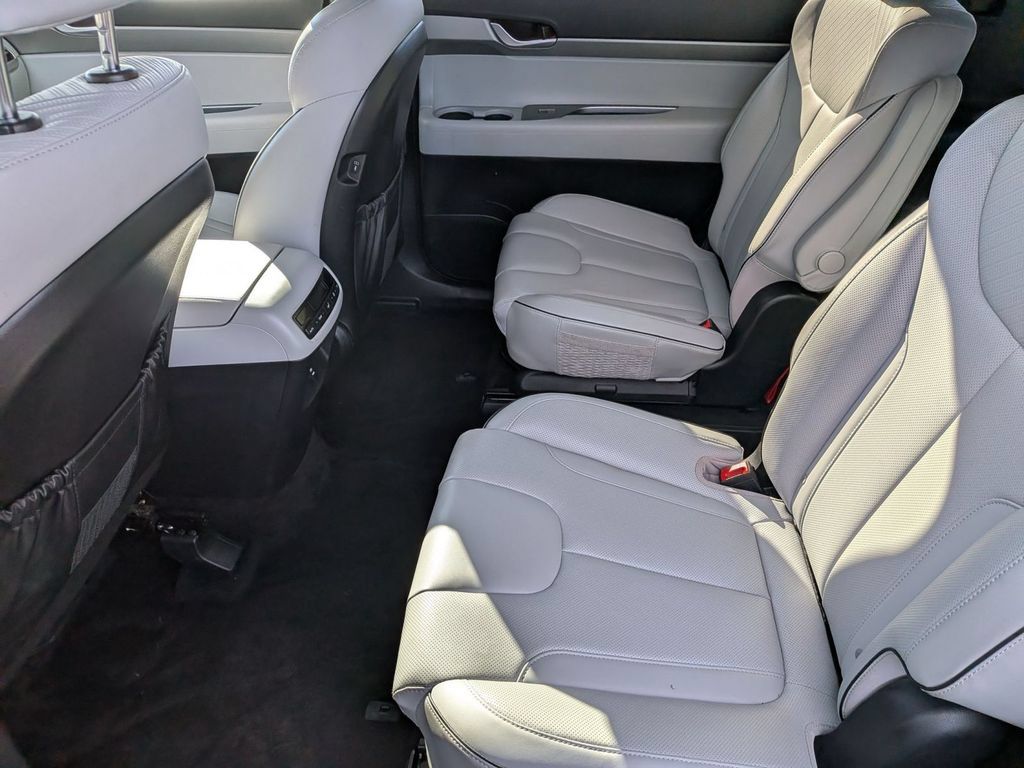 Used 2025 Hyundai Palisade SEL AWD/4WD image 33