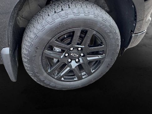 Used 2024 Chevrolet Silverado 1500 RST AWD/4WD image 13