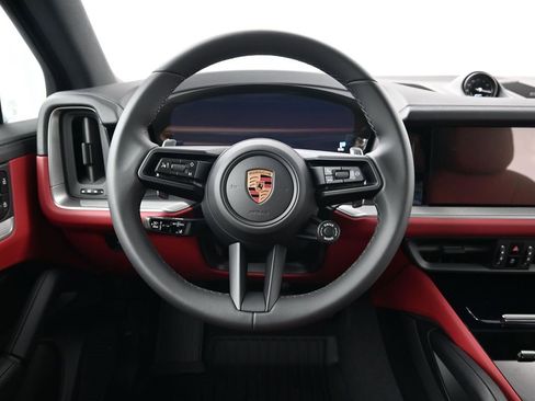 New 2026 Porsche Cayenne image 13