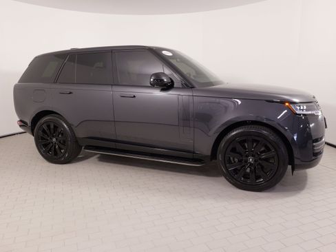 Used 2024 Land Rover Range Rover Autobiography AWD/4WD image 9