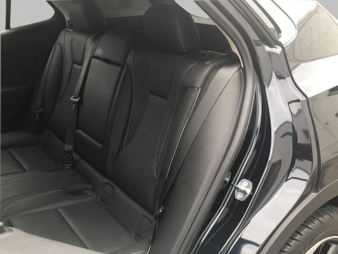 Used 2021 Buick Envision Essence w/ Technology Package I AWD/4WD image 18